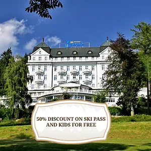 Esplanade And Golf Mariënbad