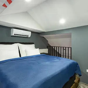 Iron Cube Apartment